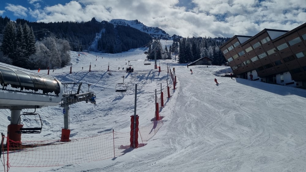 Vanuit Les Arcs 1600 het skigebied in.